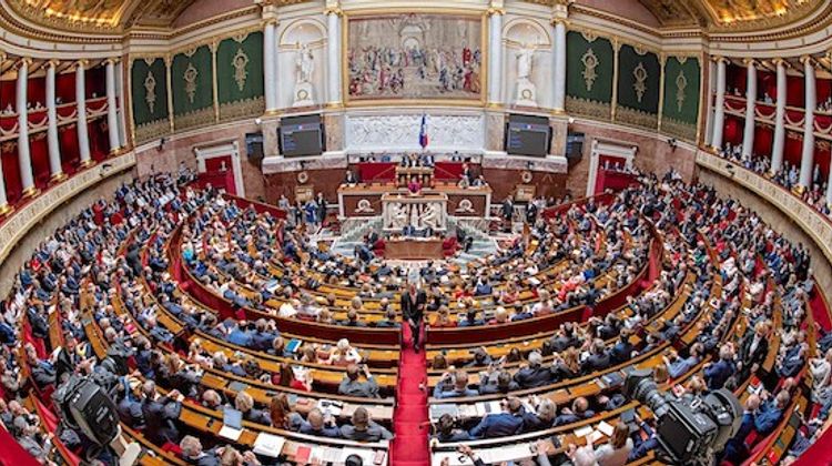 LÉGISLATIVES – Élection d’un Parlement à durée limitée